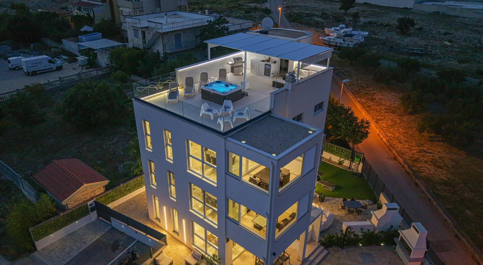 Apartman Vasilj Dein Eigener Pool Oder Dein Eigener Whirlpool Mit Aussicht, Dein Urlaub, Deine Privatsphaere, Deine Wahl Vodice